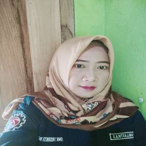 INDRIANI LASTIKA SARI, S. Pd