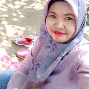 RINI SETYOWATI, S.Pd.